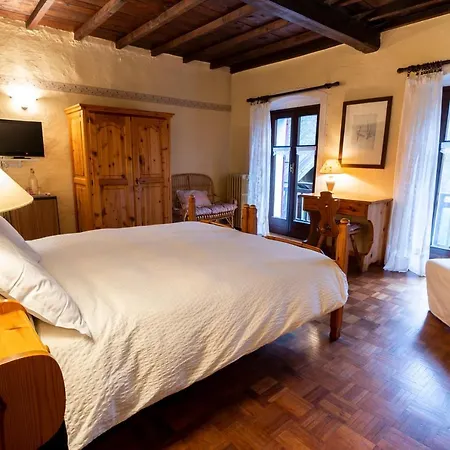 Hotel Lago Laux