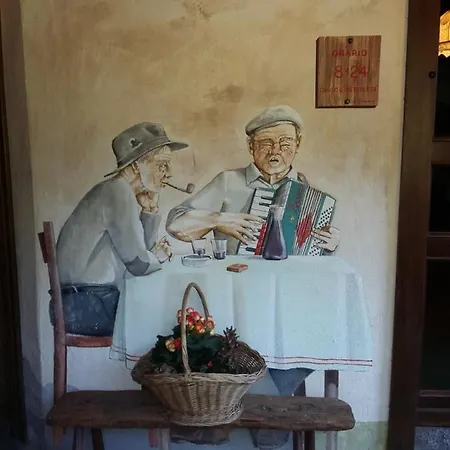 Lago Laux Hotel 3*