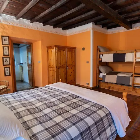 Lago Laux Hotel
