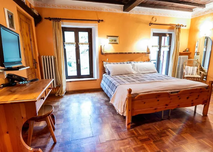 Lago Laux Otel Fenestrelle